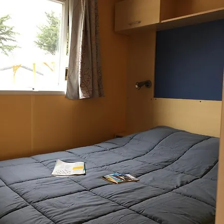 Camping Du Vieux Ch\u00e2teau Camping