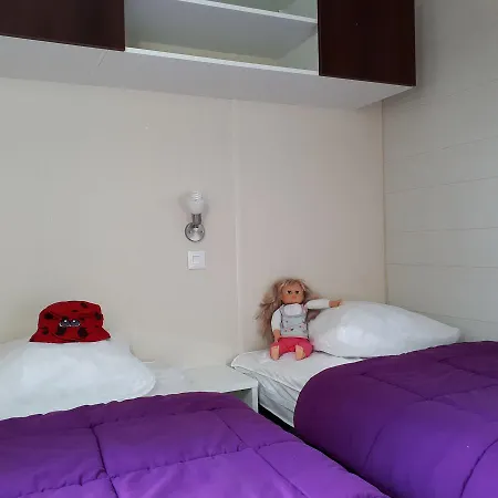 Camping Camping Du Vieux Ch\u00e2teau 3*